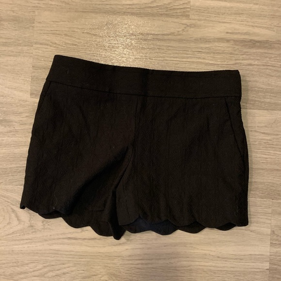 LOFT Pants - Black Scallop Shorts